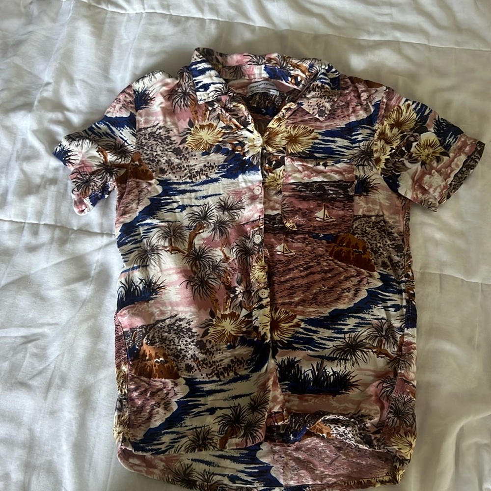 This is a men’s button down from urban outfitters. perfect for a beach day!